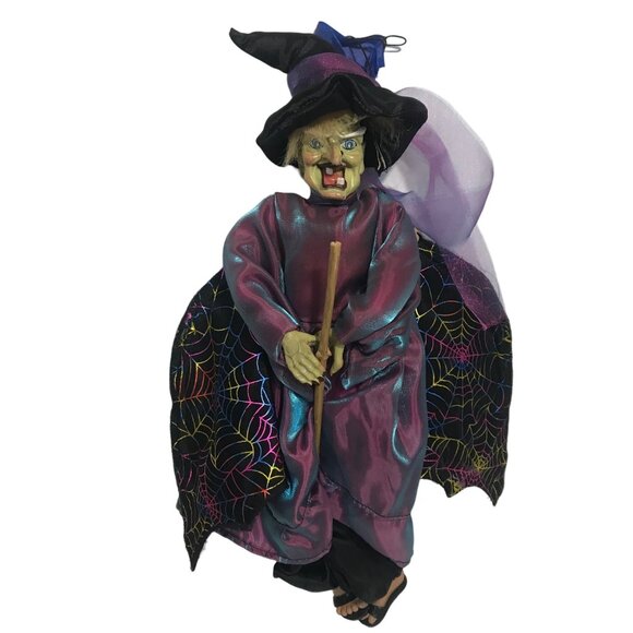 Vintage Halloween Witch Doll With LED Lights & Sound Wings Move Ganz ? - Picture 6 of 11